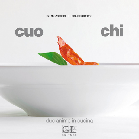 Copertina libro di cucina: peperoncino e foglia in ciotola. Cucina italiana, ricette.