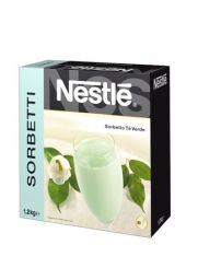 Confezione di sorbetto al tè verde Nestlé, bevanda rinfrescante estiva.