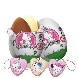 Ovetti sorpresa Charmmykitty. Cioccolato e ciondoli a forma di cuore. Idea regalo per bambini.