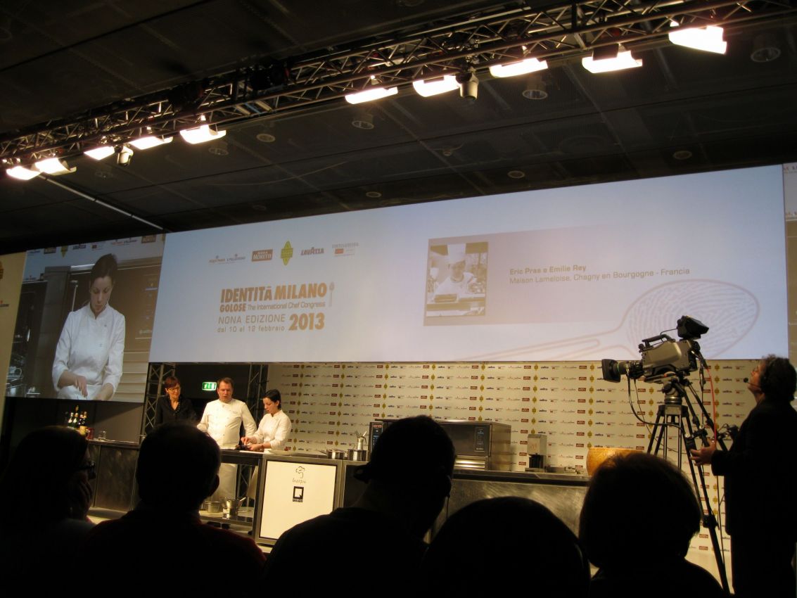 Congresso Identità Milano Golose 2013: chef in scena, cucina live. Evento gastronomico italiano.