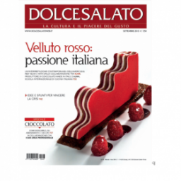 Copertina rivista Dolcesalato: velluto rosso, passione italiana. Speciale cioccolato e idee per vincere la crisi.