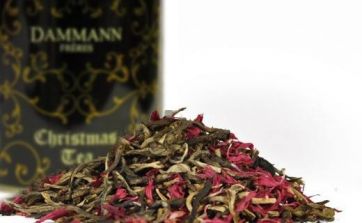 Tè natalizio Dammann Frères. Miscela di tè nero e fiori rossi. Tè di Natale aromatico e festivo.