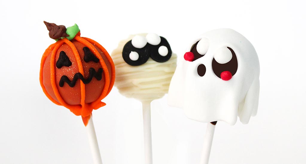 Cake pops di Halloween: zucca, mummia e fantasma. Dolcetti decorati per feste a tema.