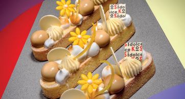 Krostata Siracuse: dolci artigianali con crema, meringhe e decorazioni floreali. Pasticceria creativa.