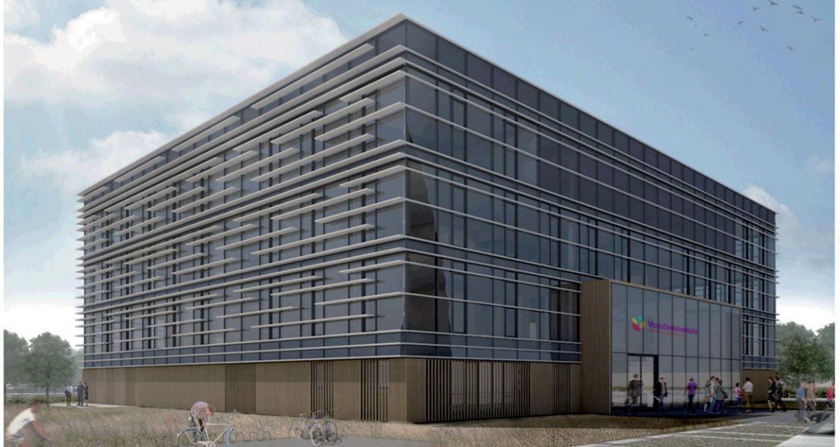 Edificio aziendale moderno con vetrate. Architettura ufficio Vandemoortele.