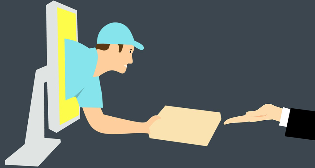 Consegna online. Corriere consegna pacco da schermo. Servizio di spedizione veloce.