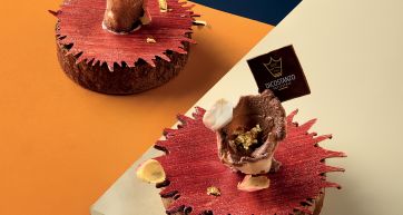 Dolci artigianali Di Costanzo. Torte decorate con petali e oro. Pasticceria di lusso, alta qualità.