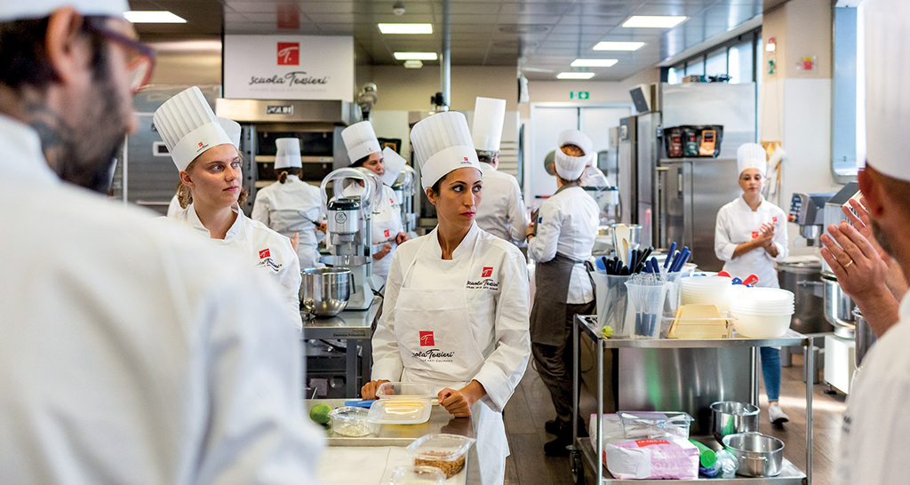 Scuola Tessieri: chef professionisti in cucina. Corsi di alta formazione culinaria a Merano.