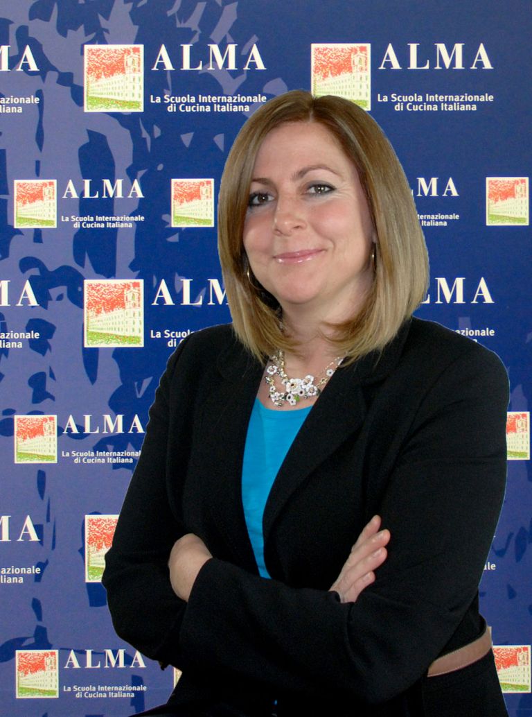 Francesca Tagliavini, esperta di pasticceria. Ritratto di donna nel mondo dell'arte dolce.