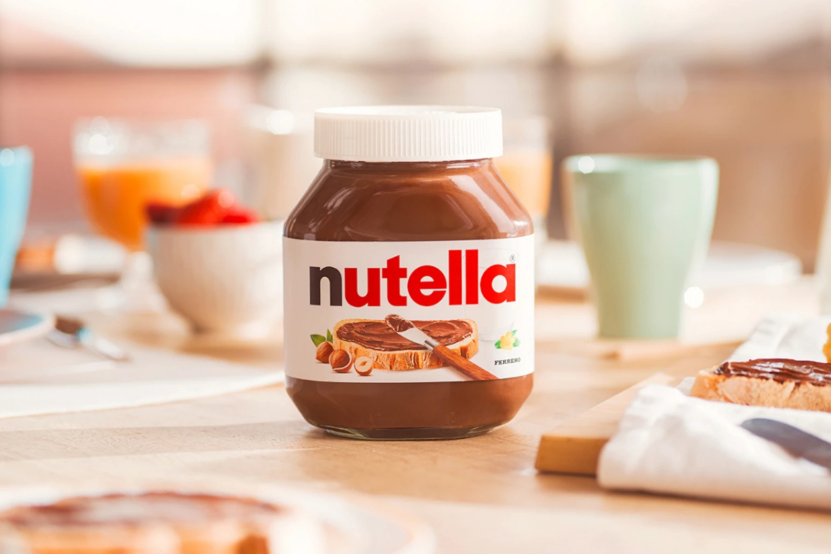 Barattolo di Nutella Ferrero. Ricca crema spalmabile per colazione e merenda. Gusto inconfondibile.