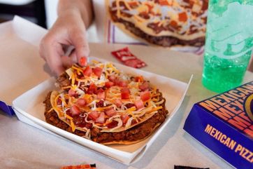 Pizza messicana Taco Bell. La Mexican Pizza è tornata!