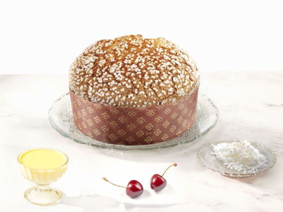Panettone artigianale Zabaione e Amarena, collezione Natale 2025. Lievitato d'autore con glassa e amarene.